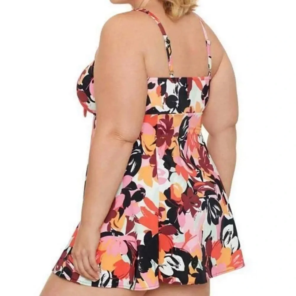 Swim Solutions BLACK Plus Size Botanical Beauty Bow-Front Swimdress, US 8 - Picture 2 of 4